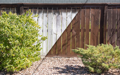 How to Wash and Stain your Yard’s Wood Fence the First Time
